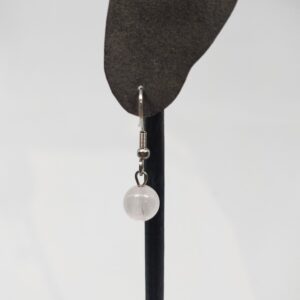 Ruusukvartsi korvakorut