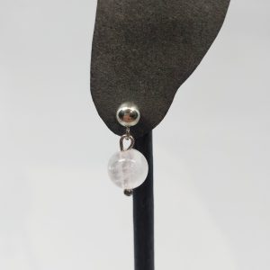 Ruusukvartsi korvakorut