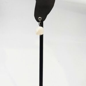 Ruusukvartsi korvakorut