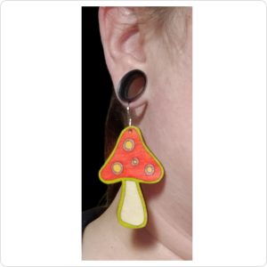 Pienet sievät sienet –  koivuvanerikorvakorut