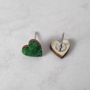 Minisydän – vanerikorvakorut, eri värejä