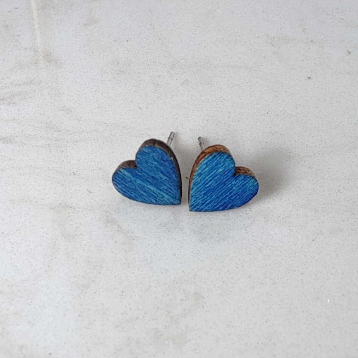 Minisydän - vanerikorvakorut, eri värejä - Image 4